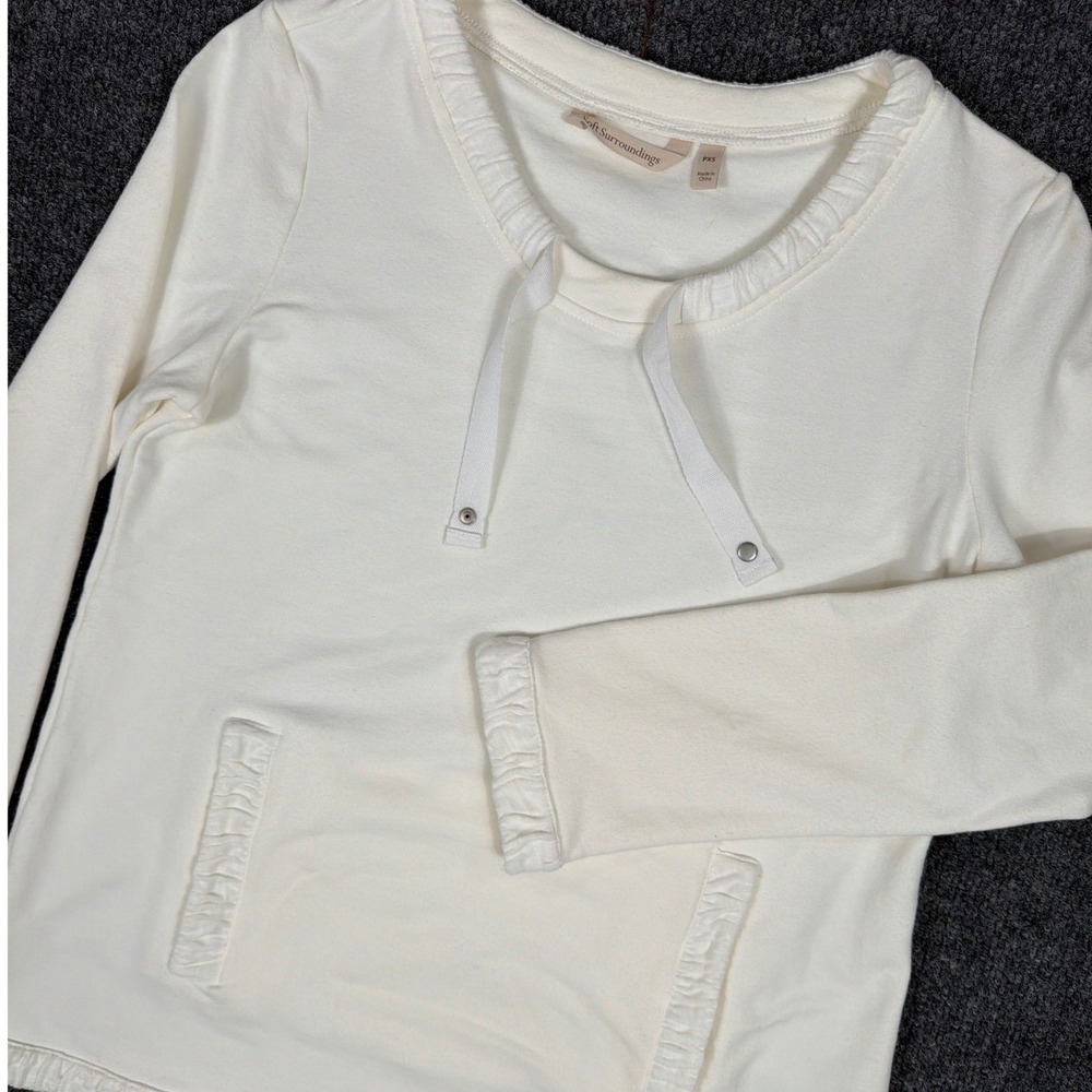 Soft Surroundings Ivory Ruffle Trim Kangaroo Pocket Top PXS 3BW68 Cream Top